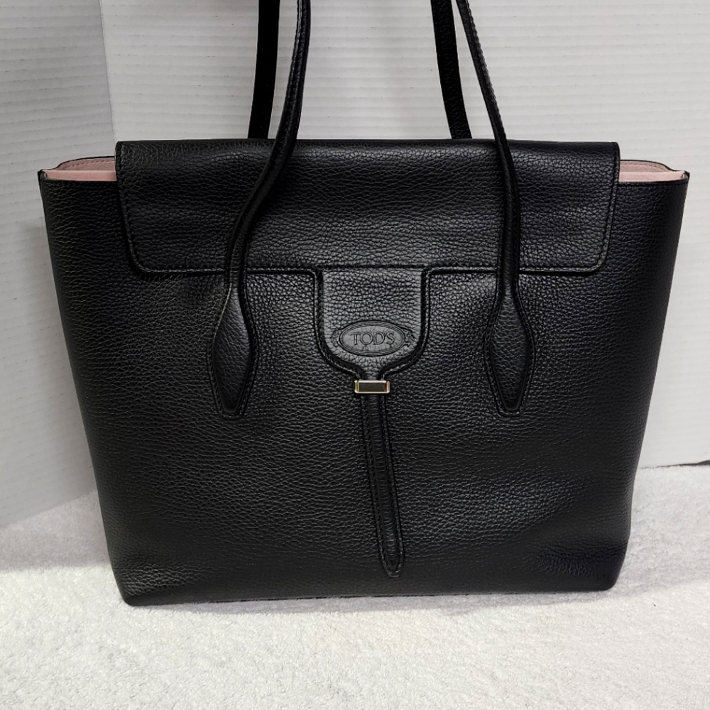 Tod's Black Leather Tote with Light Pink Interior Accents